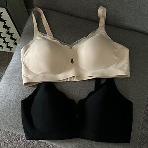 Women’s Seamless T-Shirt Bras – Nude and Black